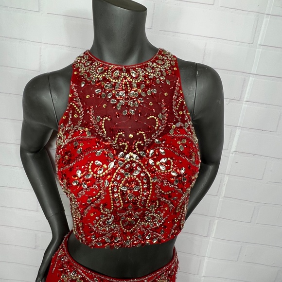 👗❤️|•SPARKLE•| Red Sequin Formal Gown Size 4 Evening Dress - Picture 3 of 11